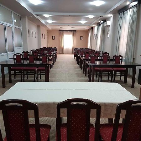 锋凯斯波扎雷瓦茨酒店 Požarevac 外观 照片