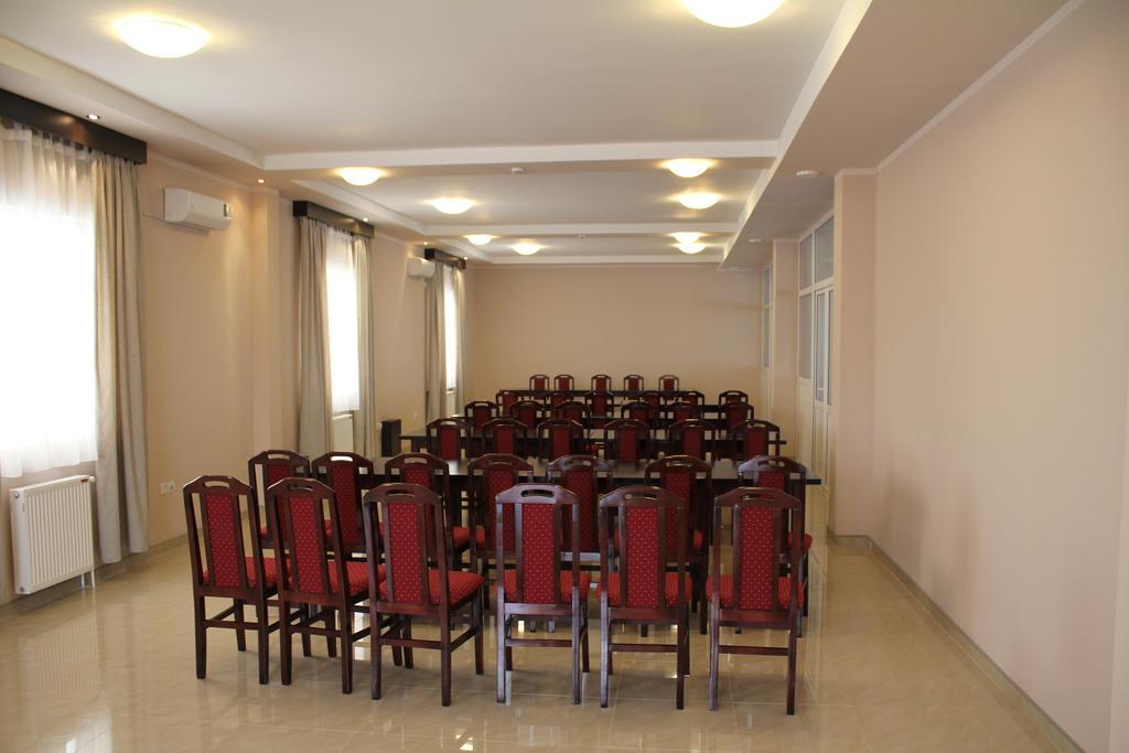 锋凯斯波扎雷瓦茨酒店 Požarevac 外观 照片